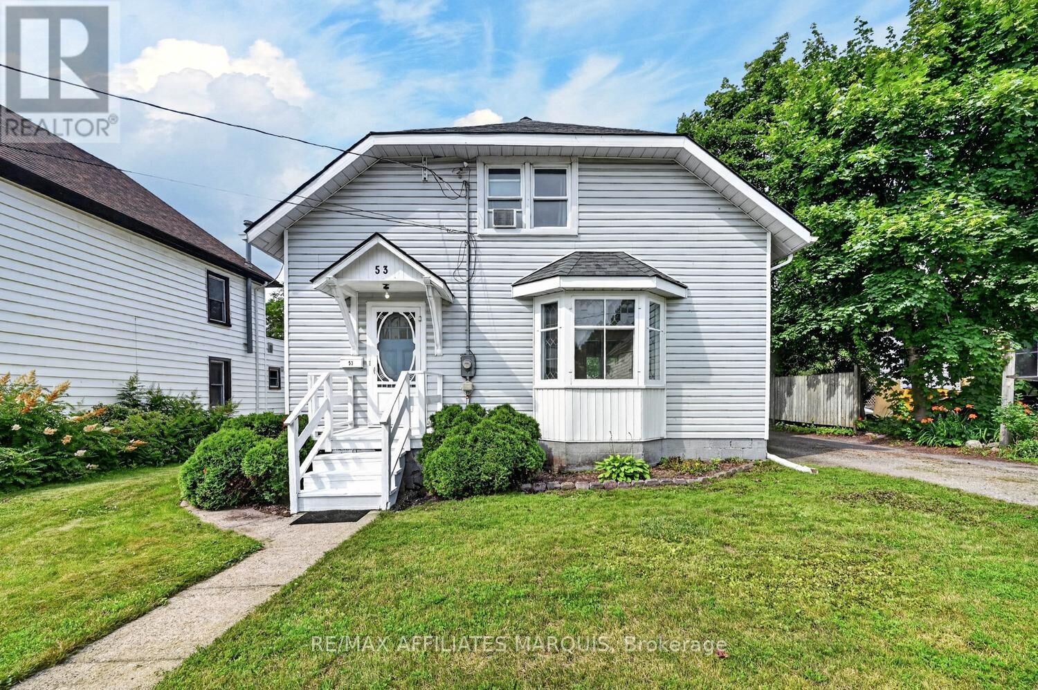 Property Photo:  53 Smiths Falls Avenue  ON K7A 3B2 