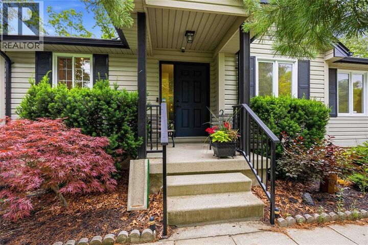 Property Photo: 10158 Victoria Street ON N0M 2L0