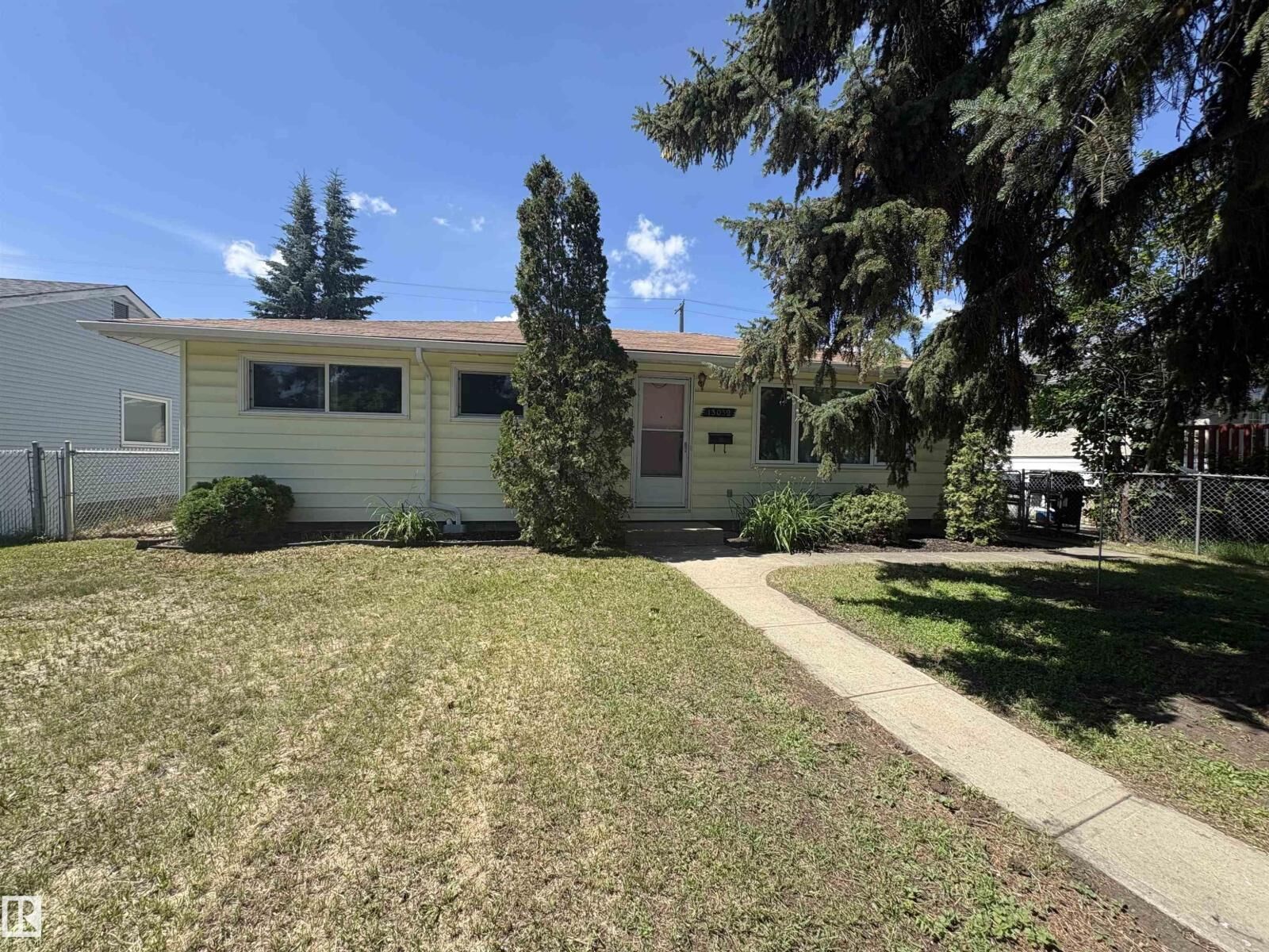 Property Photo:  13032 90 St NW  AB T5E 3M3 