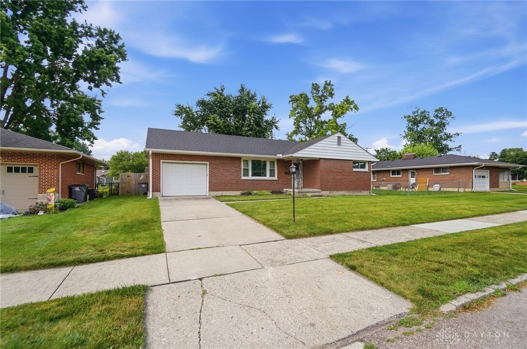 Property Photo: 1380 Chelsea Road OH 45373