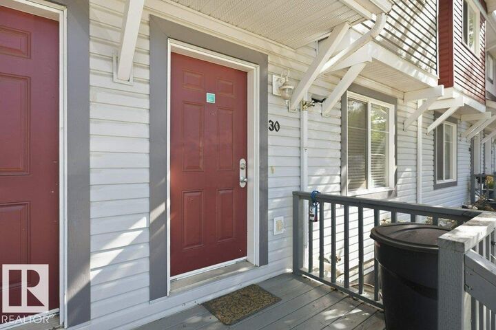 Property Photo:  1404 Hermitage Road NW 30  AB T5A 0P5 