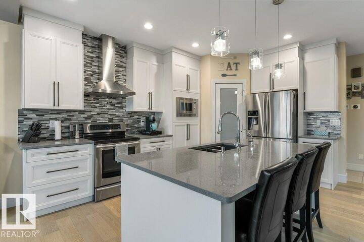 3632 Hummingbird Way NW — photo 1