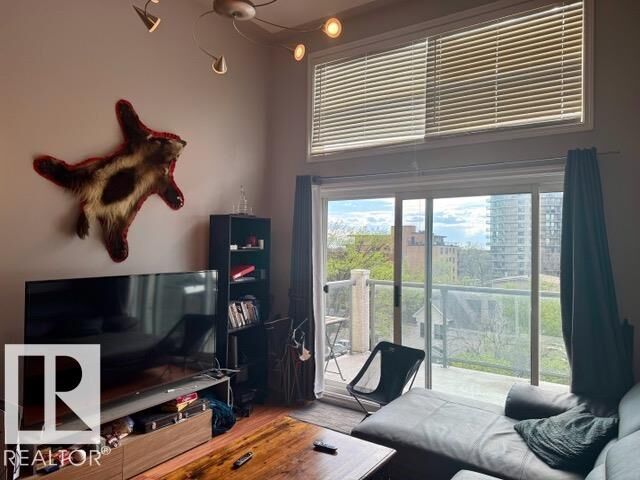 Property Photo:  10033 116 Street NW 506  AB T5K 2X5 