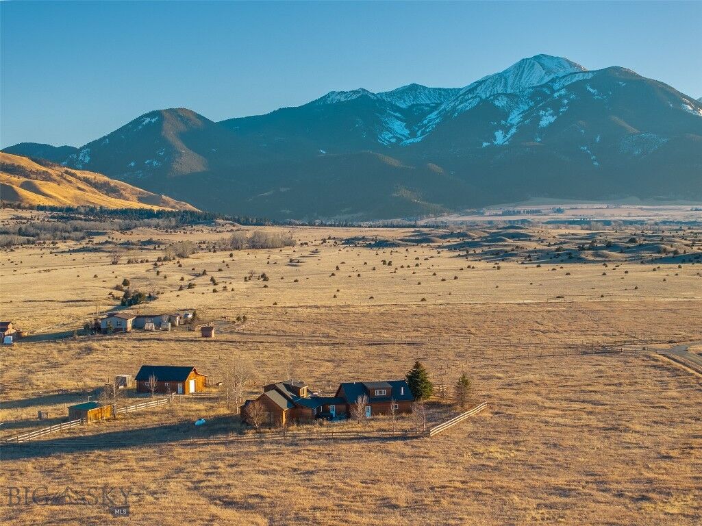 Property Photo: 5 Shoshoni Way MT 59065