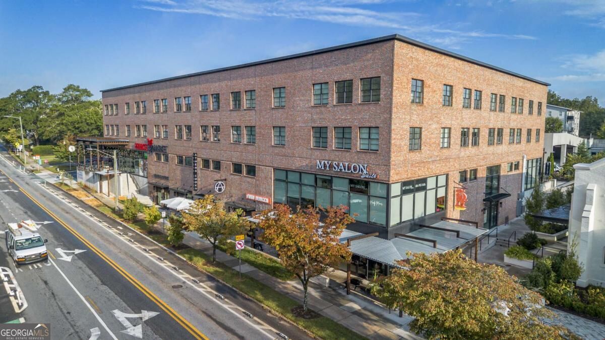 Property Photo:  100 Prince Avenue A413  GA 30601 