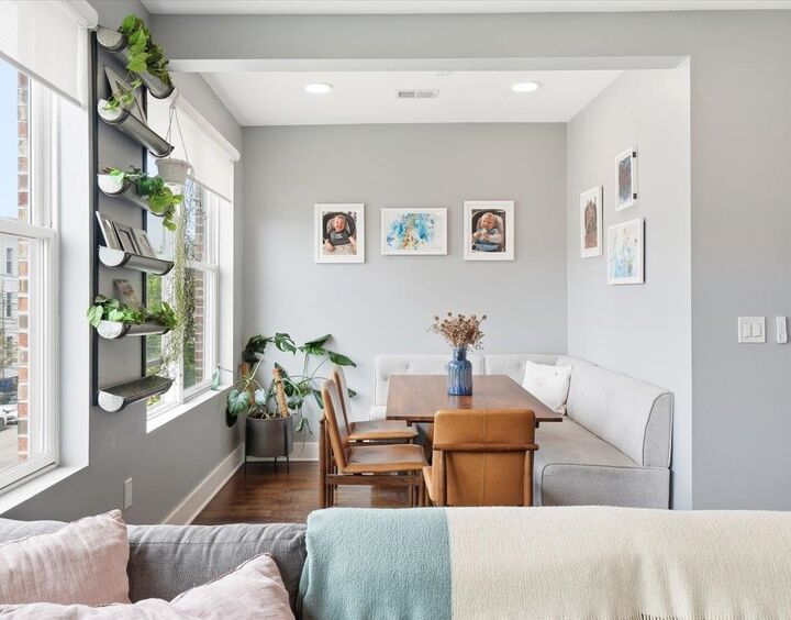 Property Photo:  50 Laidlaw Ave 2  NJ 07306 