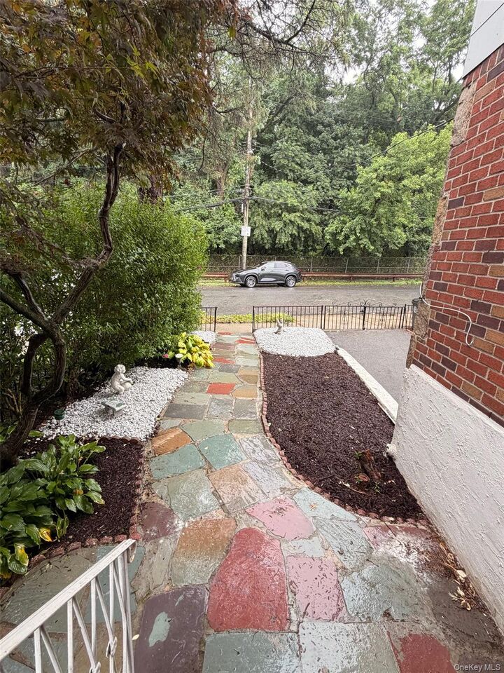 Property Photo: 3224 Watt Avenue NY 10465