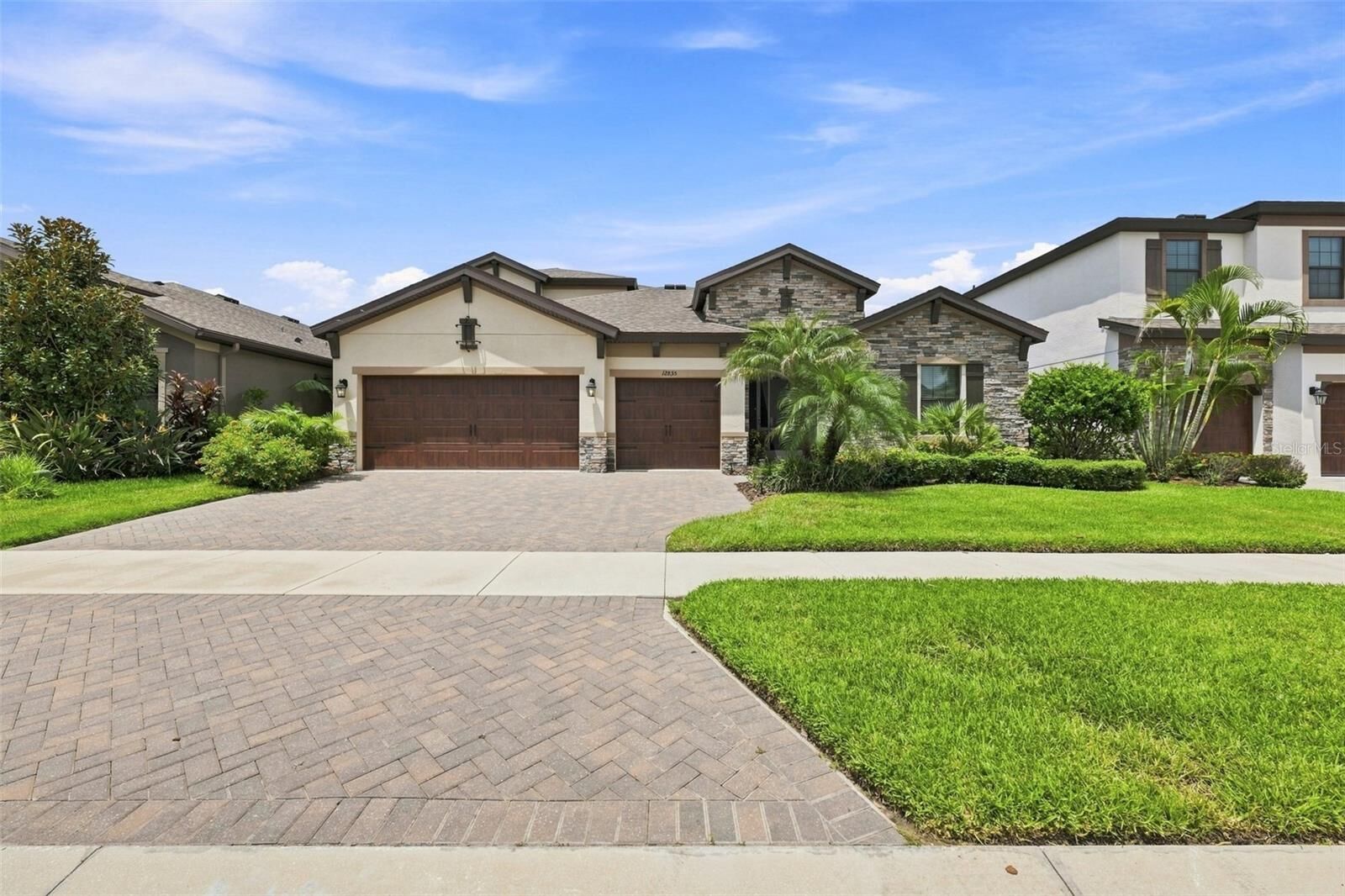 Property Photo: 12835 Satin Lily Drive FL 33579