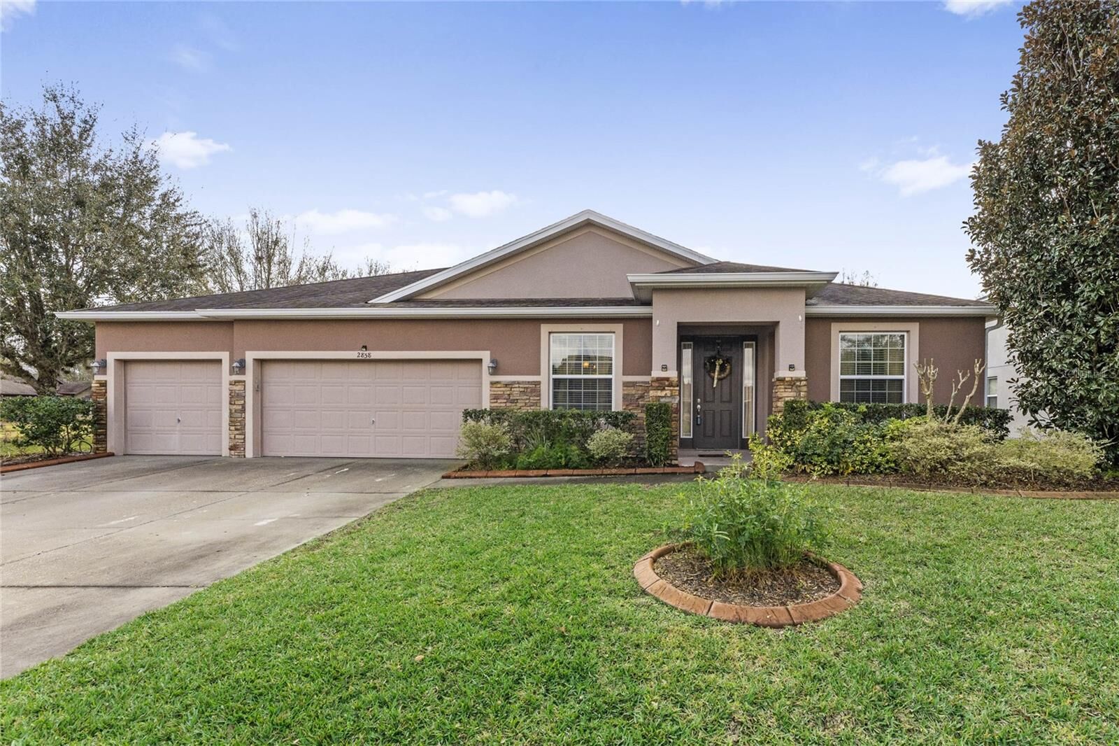 Property Photo:  2858 Rolling Hills Lane  FL 32712 