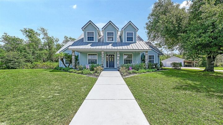 Property Photo: 28401 104th Dr E FL 34251