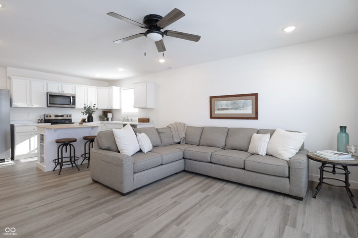 Property Photo: 1622 W Paula Drive IN 47201