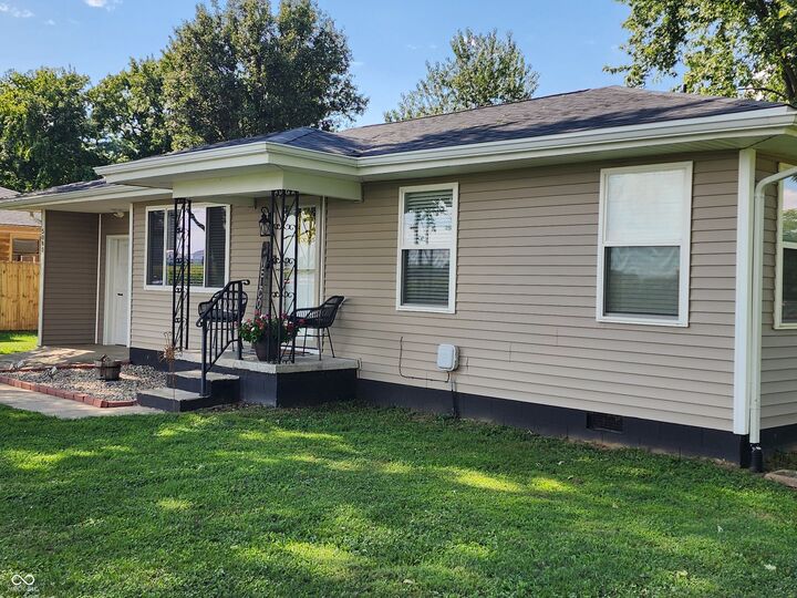 Property Photo:  5080 E US Hwy 50  IN 47274 