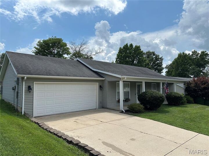 Property Photo: 233 Greenbrier Drive MO 63701