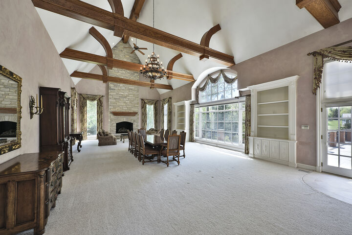 Property Photo:  1661 Balmoral Lane  IL 60067 