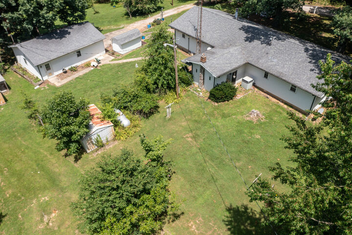 Property Photo:  19503 N Moonbeam Lane  IL 62864 
