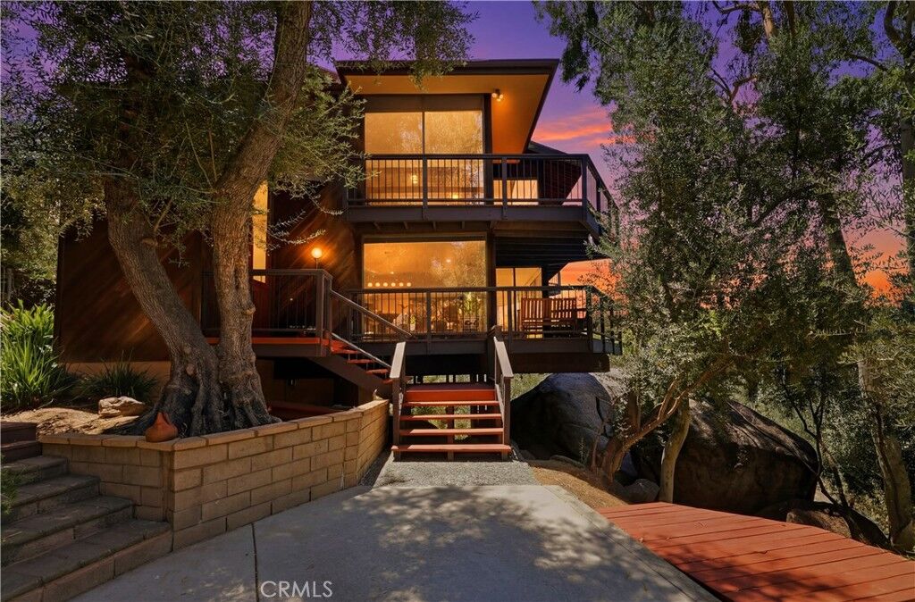 Property Photo: 17115 Ranchero CA 92504