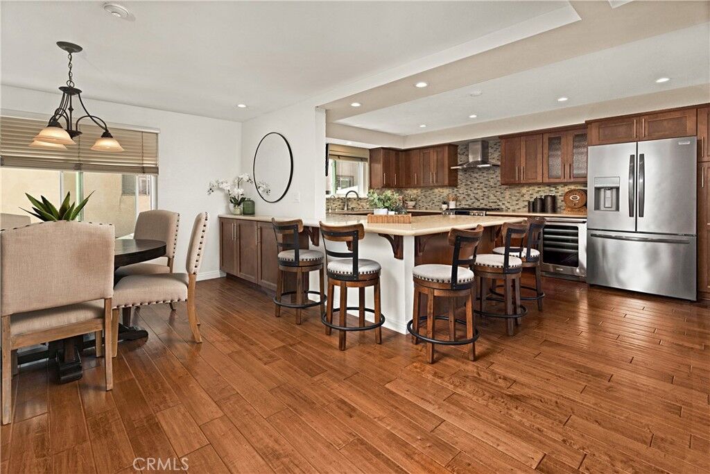 Property Photo:  2517 Gates Avenue A  CA 90278 