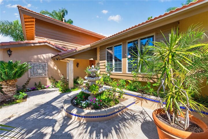 Property Photo:  2740 Cardinal Drive  CA 92626 