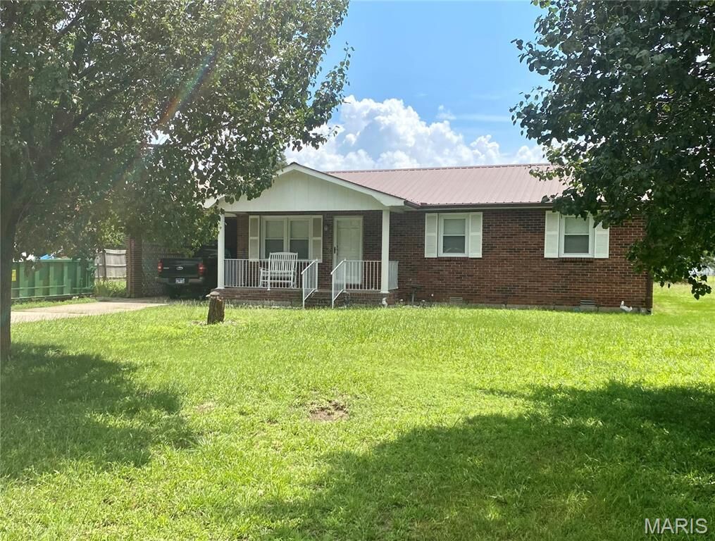 Property Photo:  209 Bohannon Street  MO 63801 
