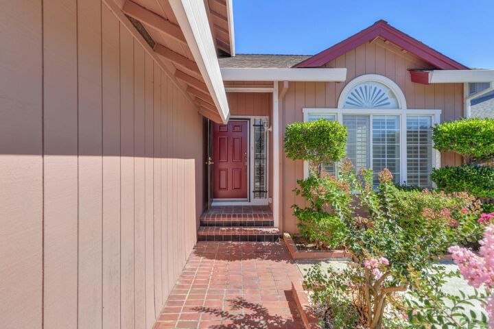 Property Photo:  8436 Cutler Way  CA 95828 