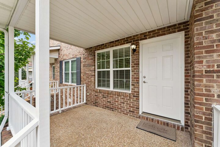 Property Photo:  130 Pepper Ridge Cir  TN 37013 