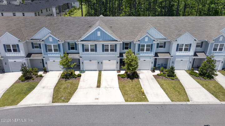 Property Photo: 10356 Alder Creek Lane FL 32222