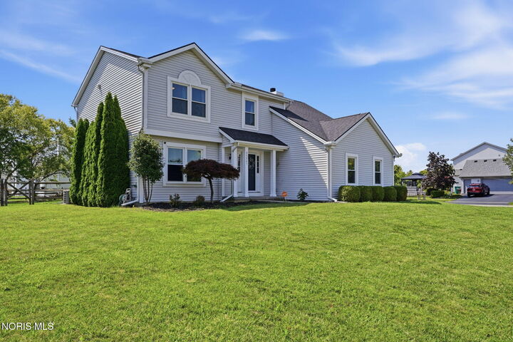 Property Photo:  25267 Ramblehurst Drive  OH 43551 