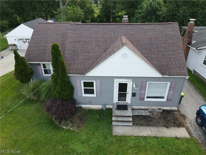 Property Photo: 1703 E 300th Street OH 44092