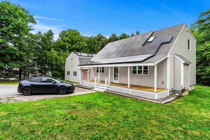 Property Photo:  9 Kelley Road  NH 03053 
