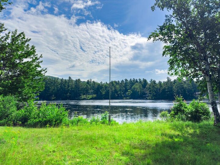 Property Photo:  52 Penny Lane  NH 03464 