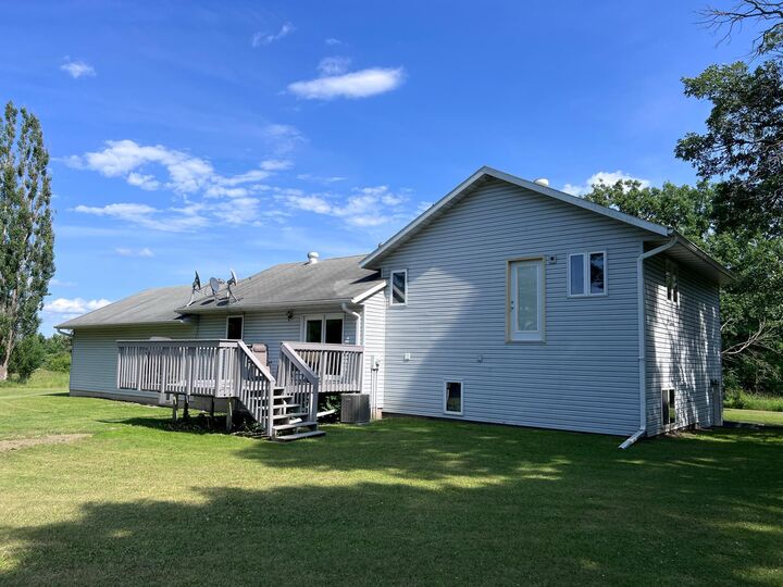Property Photo: 801 Jefferson Avenue N MN 56477