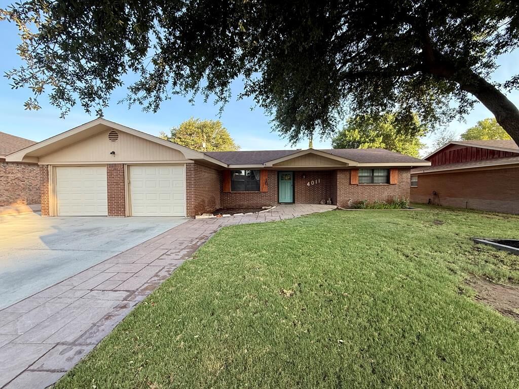 Property Photo:  4011 Everglade Ave  TX 79762 