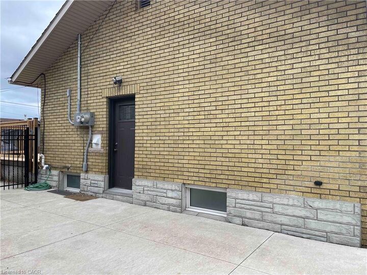 Property Photo: 45 Endfield Avenue 2 ON L8T 2L3