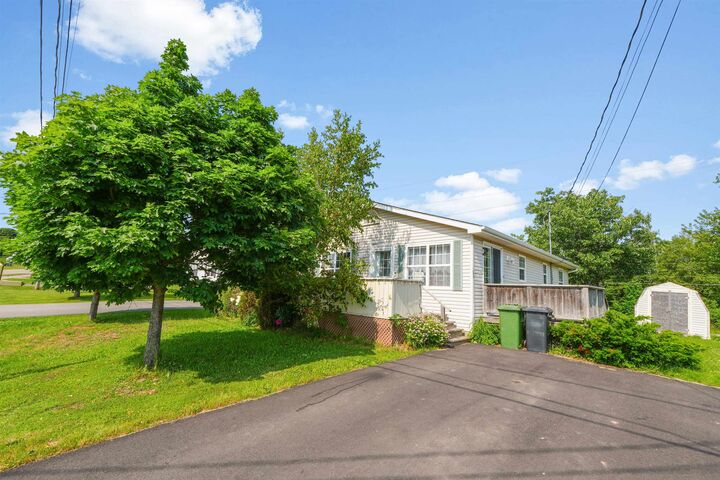 Property Photo:  77 River Ridge Drive  PE C1C 1R1 