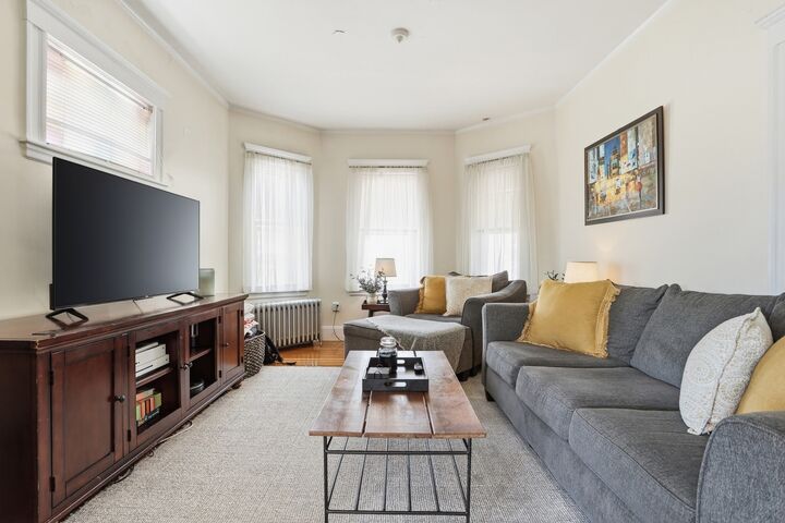 Property Photo: 320 Fellsway West MA 02155
