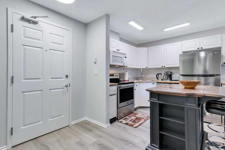 Property Photo: 60 Jacobs Close 111 AB T4P 4A2