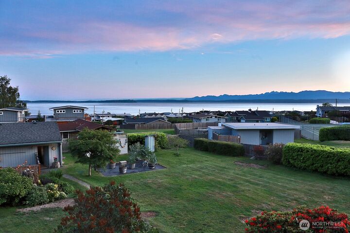 Property Photo: 5536 Mutiny Sands Road WA 98249