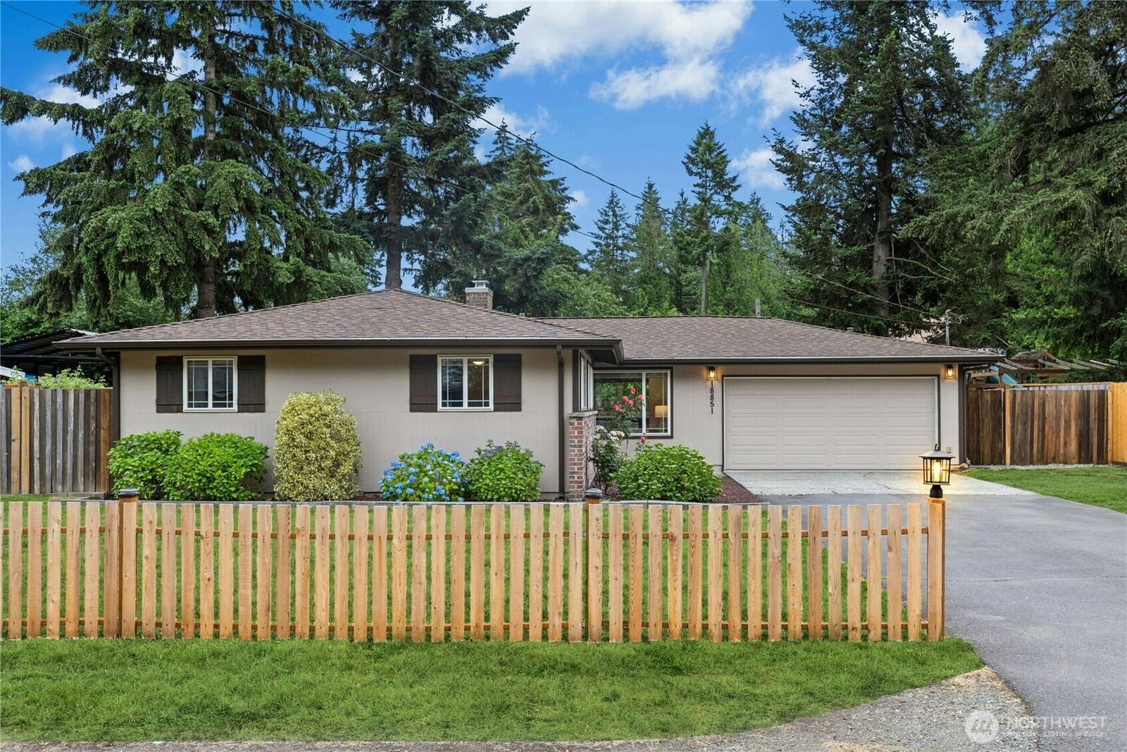 Property Photo:  18851 SE 244th Place  WA 98042 