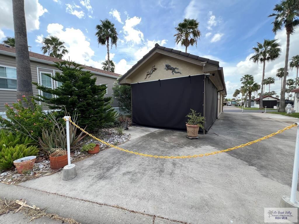 Property Photo:  2082 E Carmona St.  TX 78570 