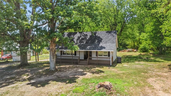 Property Photo: 28 Hunters Ln VA 23936