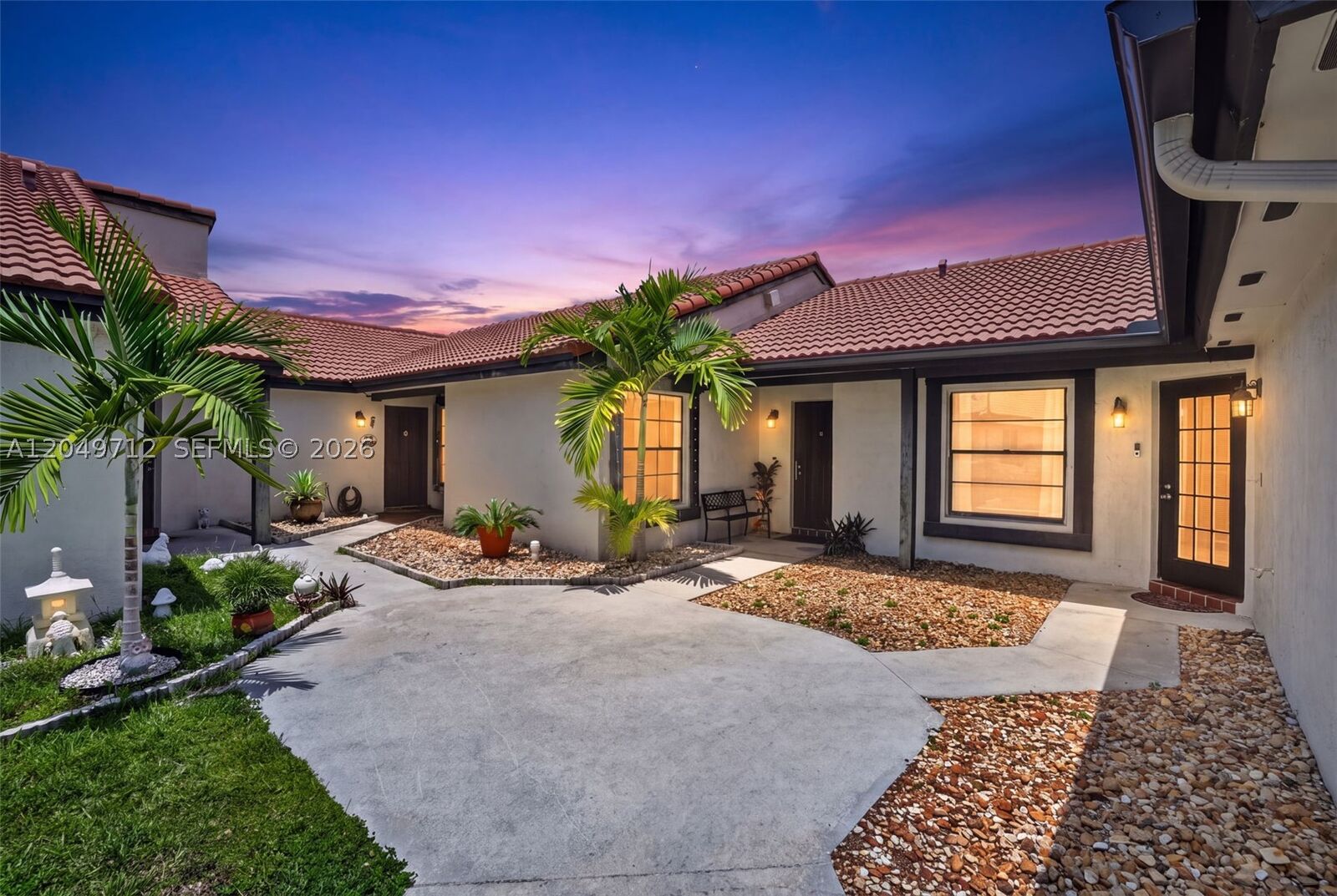 Property Photo:  15065 SW 49th Ln F  FL 33185 