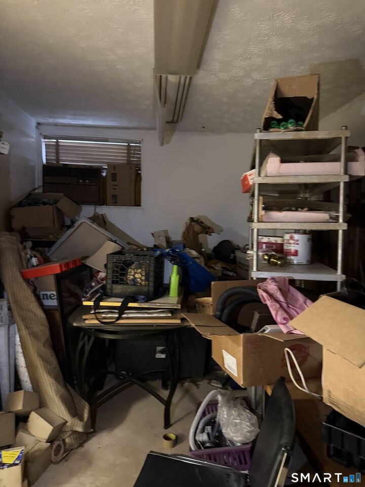 Property Photo:  356 Franklin Avenue 12  CT 06114 