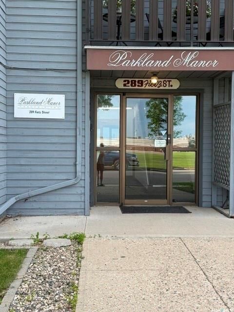 Property Photo: 289 Fietz Street 306 SK S3N 3P6