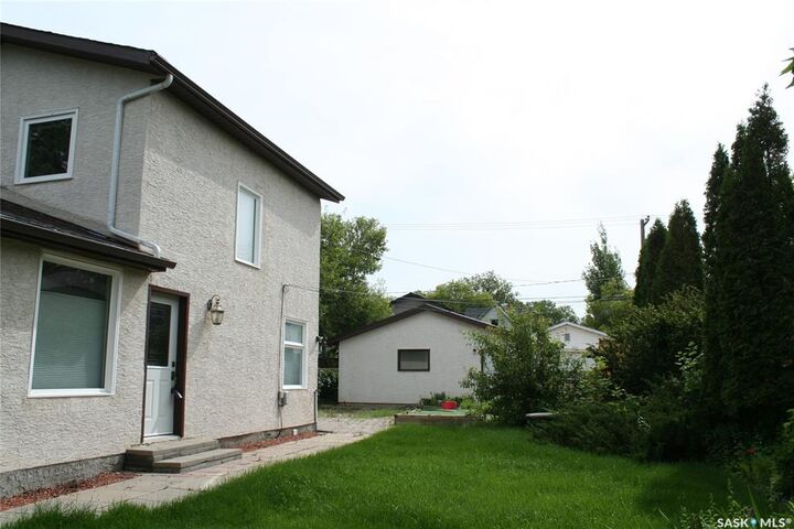 Property Photo: 1821 Connaught Street SK S4T 4T4
