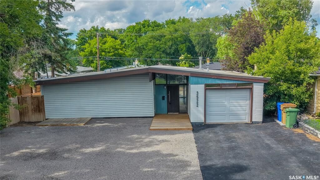 Property Photo:  3522 25th Avenue  SK S4S 1L8 