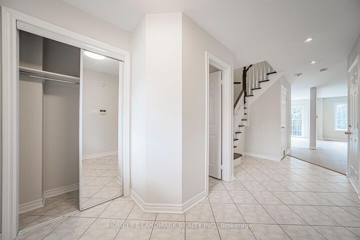 Property Photo: 59 Bloomgate Crescent ON L4E 4E2