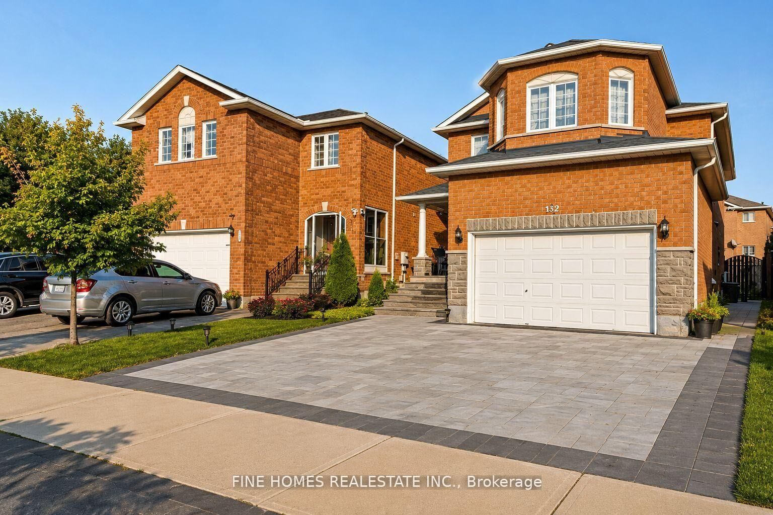 Property Photo:  132 Purcell Crescent Lower  ON L6A 3C7 