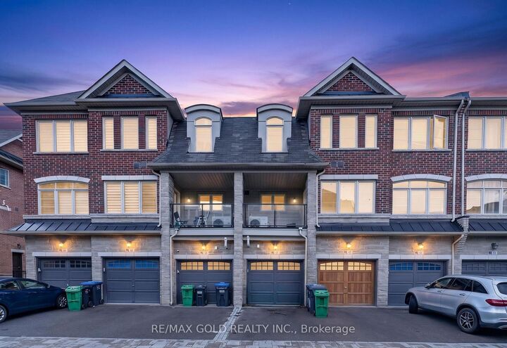 Property Photo:  200 Veterans Drive 48  ON L7A 4S6 