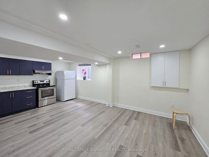 Property Photo:  68 Mullis Crescent Bsmt  ON L6Y 4S9 