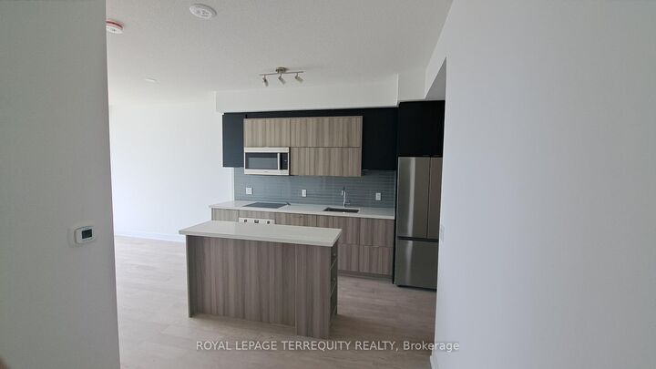 Property Photo:  2 Teagarden Court 608  ON M2N 5Z9 